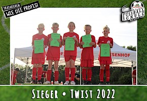Wiesenhof Fussballschule Twist Bild 1